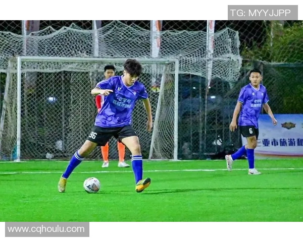 近期足球比赛精彩纷呈各大联赛争夺激烈球迷热情高涨赛事回顾与分析